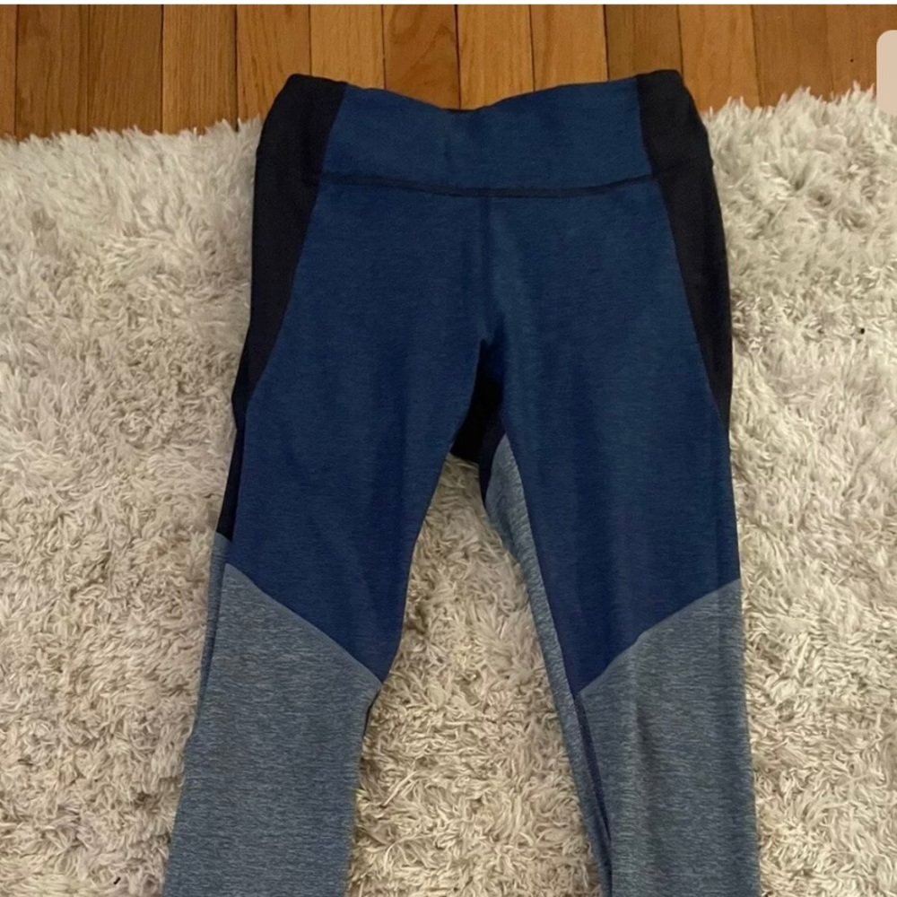 Outdoor voices leggings! Size small. Almost never worn.